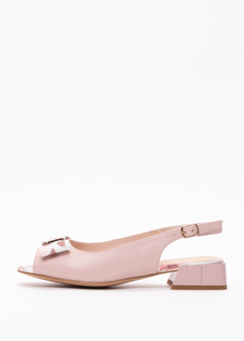 Loretta Vitale kingad