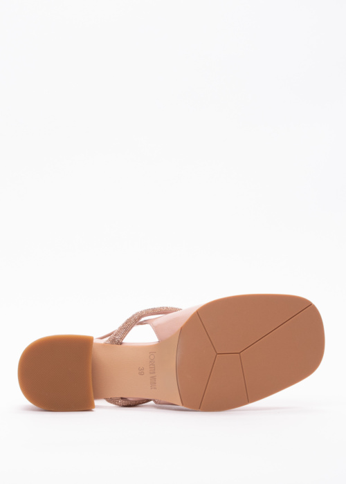 Loretta Vitale kingad