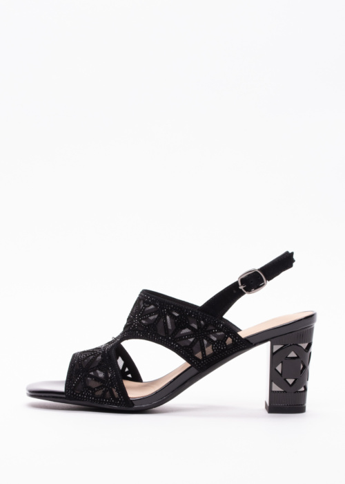 Loretta Vitale kingad