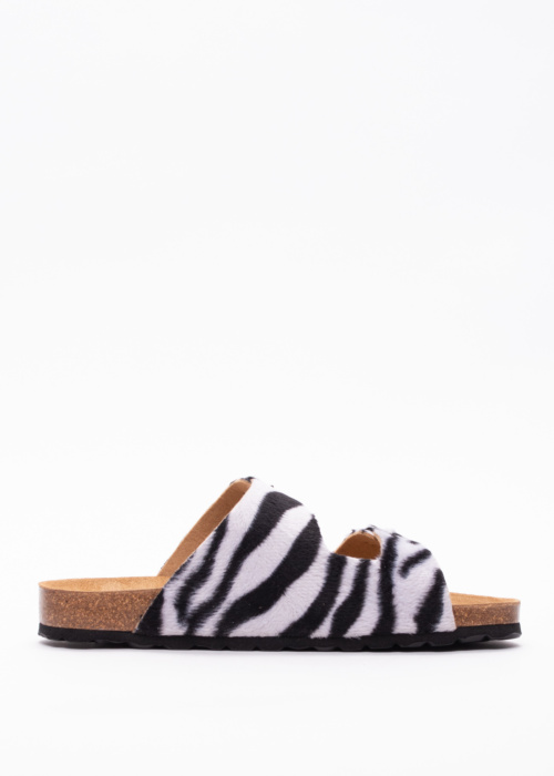 Сандалии Charlie Axelda