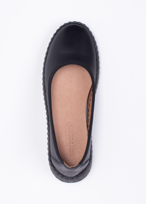 Ten Points kingad Ebba