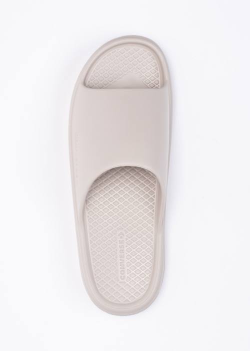 Converse basseiniplätud