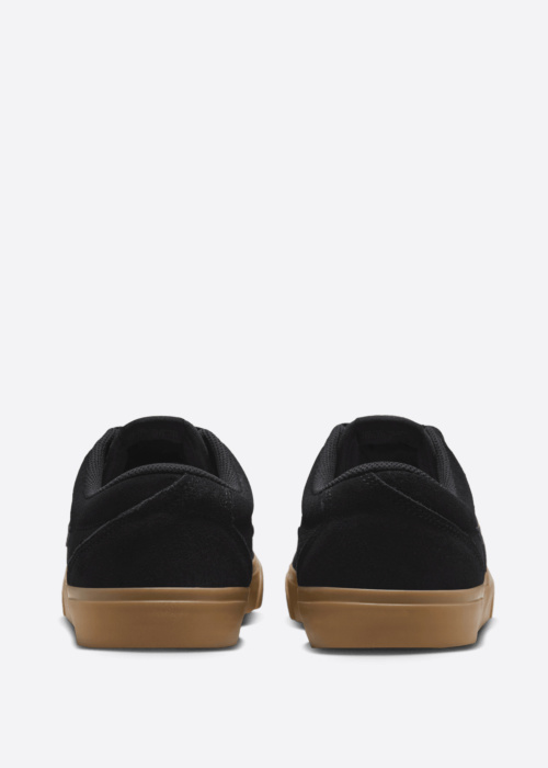 Nike tennised Charge