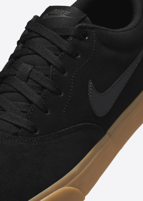 Nike tennised Charge