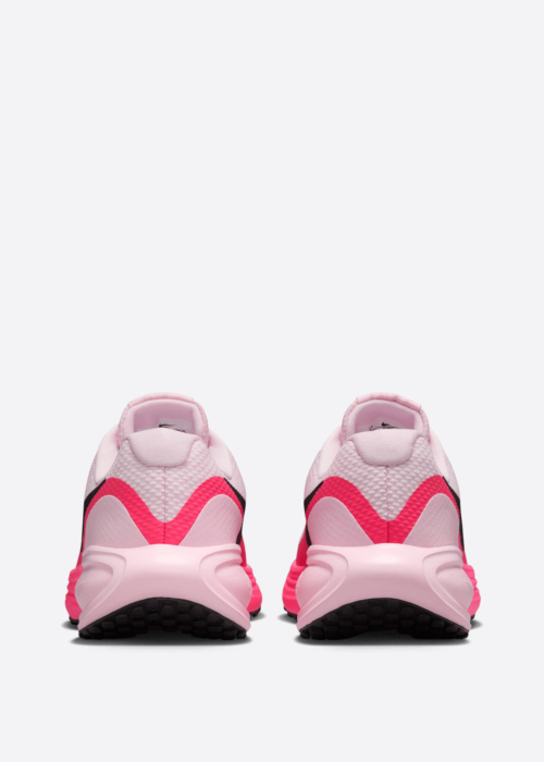 Беговые кроссовки Revolution 8 Nike