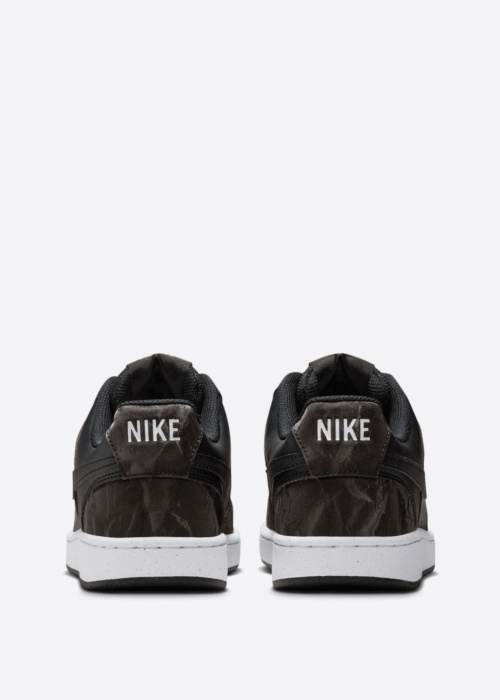 Nike tennised Court Vision