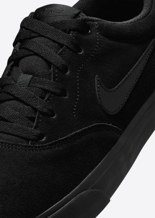 Nike tennised Charge Suede