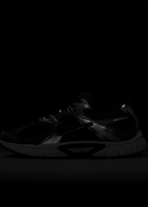 Кроссовки V5 Nike