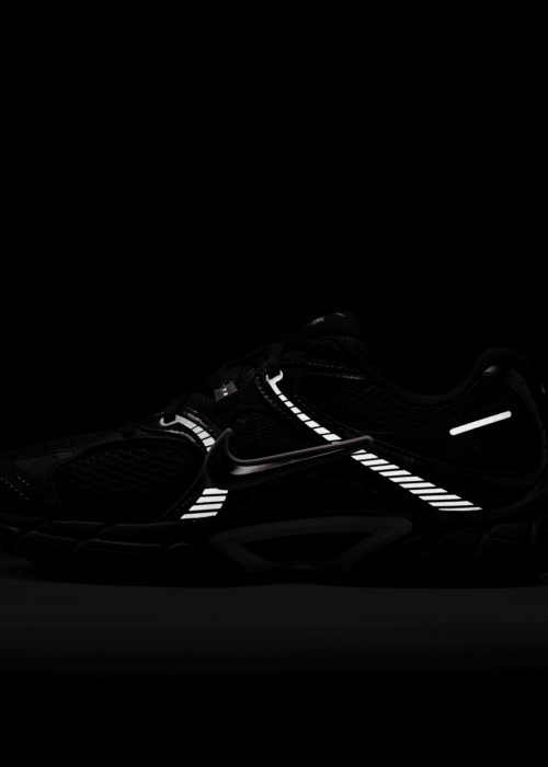 Кроссовки V5 Nike