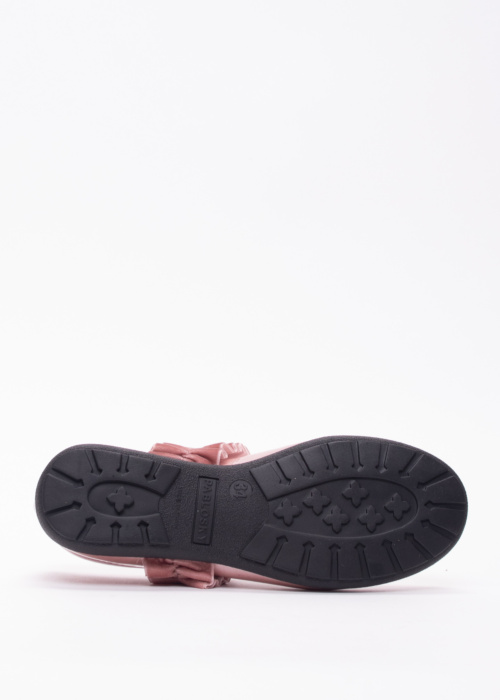 Pablosky baleriinad Under