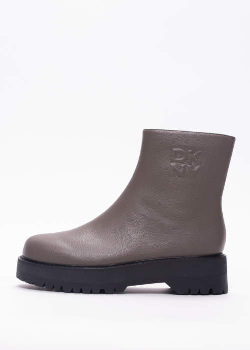 DKNY poolsaapad Binyamin