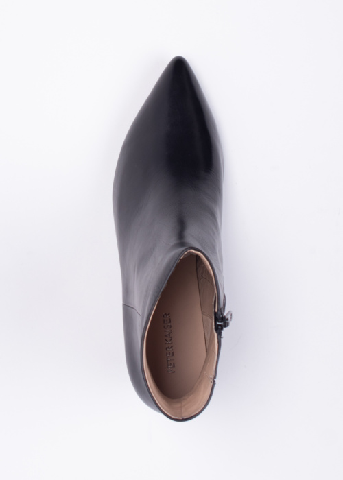 Peter Kaiser poolsaapad