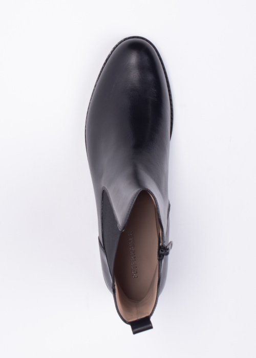 Peter Kaiser poolsaapad