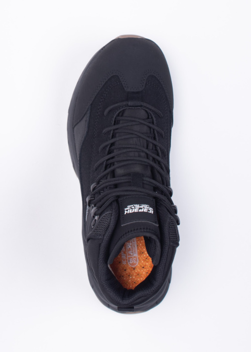 Icepeak matkasaapad Akaa