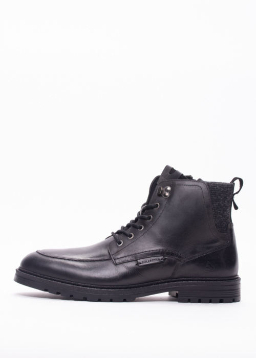 Bullboxer poolsaapad