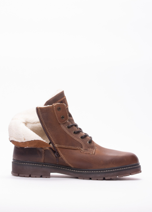 Wrangler poolsaapad Allan