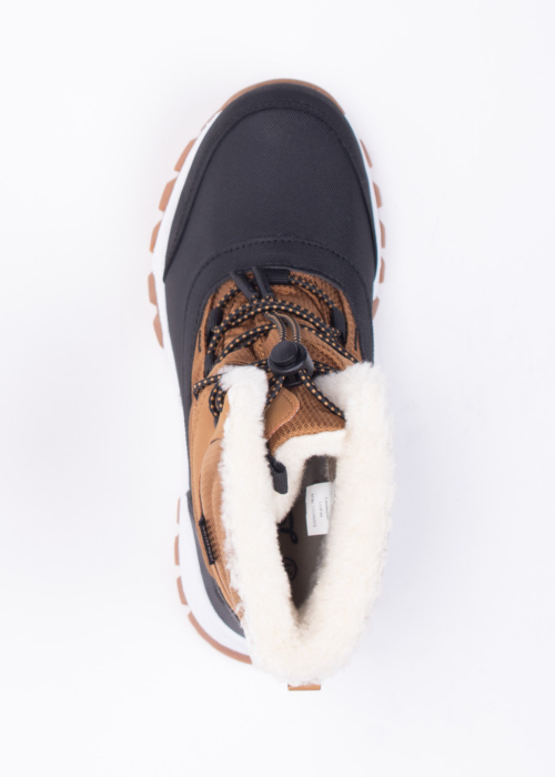 Leaf talvesaapad Ogan