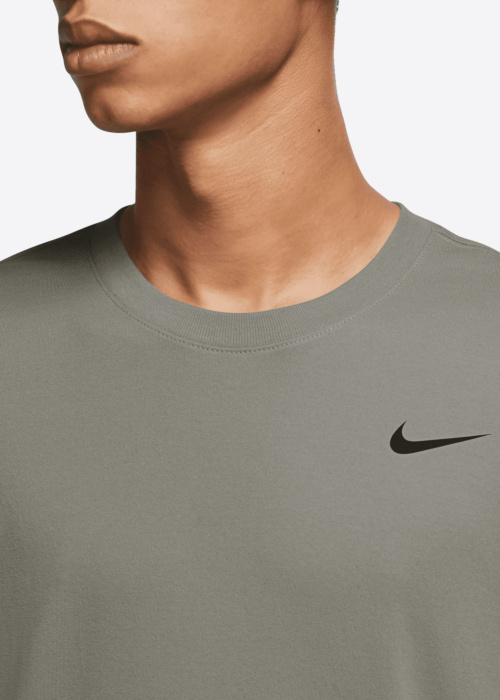 Футболка Nike