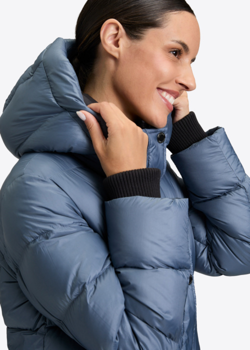 Пуховое пальто Betty Barclay