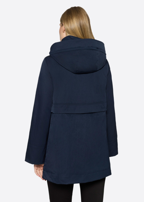 Весенне-осенняя куртка Betty Barclay