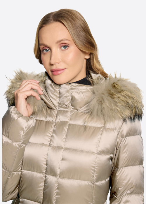 Зимнее пуховое пальто Betty Barclay
