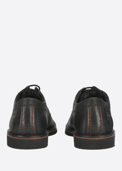 Clarks kinnised kingad Atticus Lace