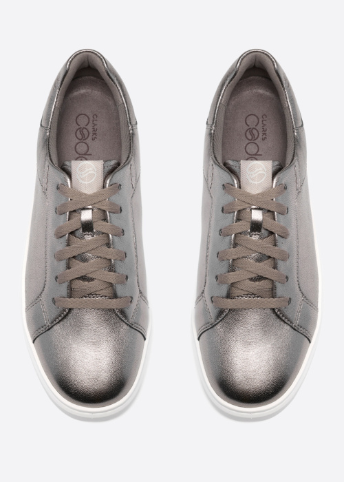 Clarks tennised Code Lace