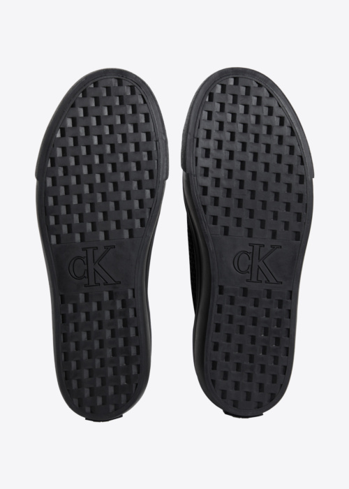 Calvin Klein tennised