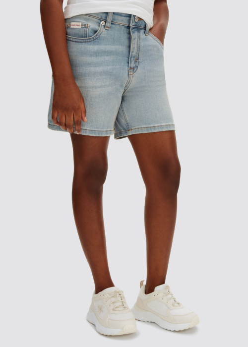 Джинсы Бермудские острова Short Andrew Wash Calvin Klein