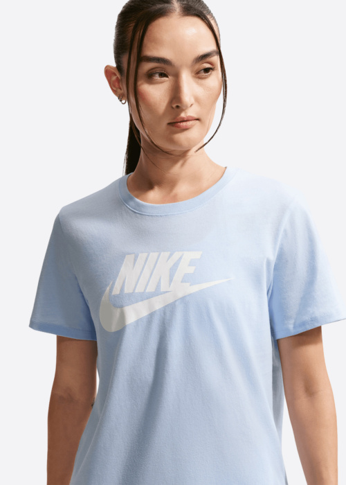 Nike T-särk Club
