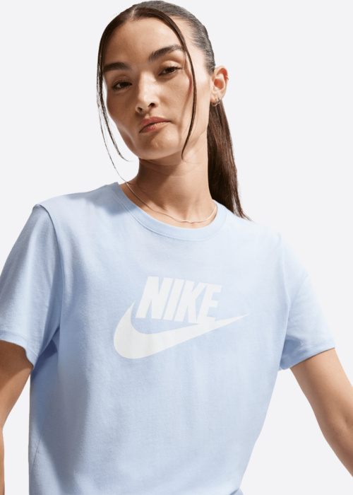 Nike T-särk Club