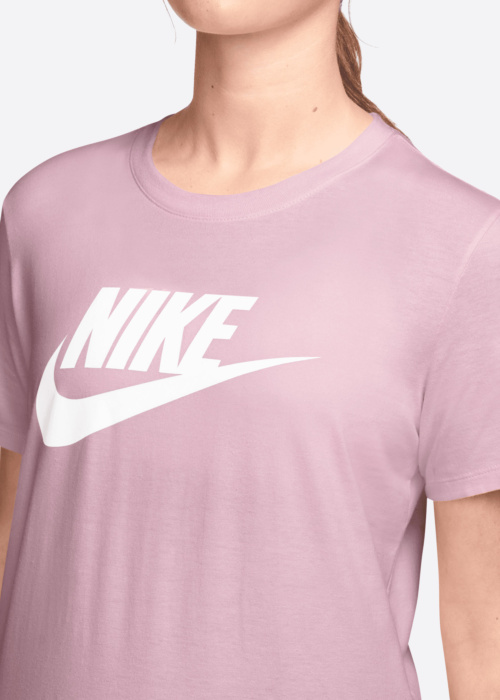 Nike T-särk Club