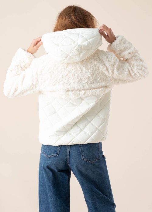 Весенне-осенняя куртка Hakkila Luhta