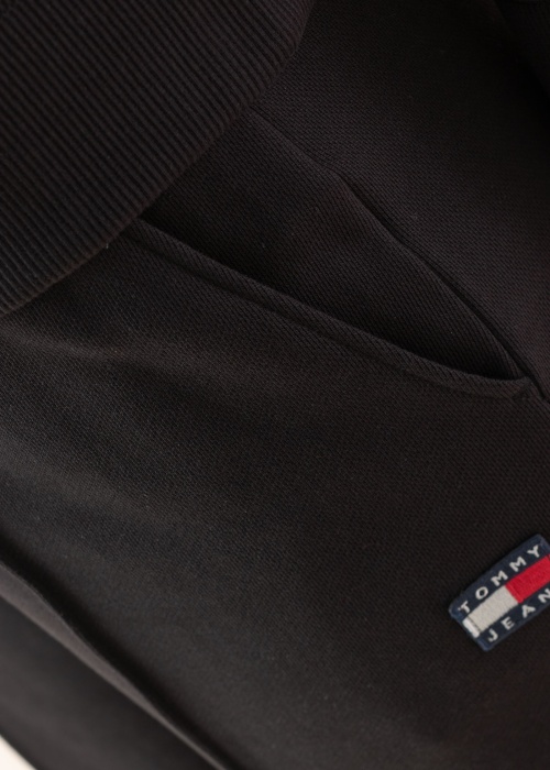 Tommy Jeans püksid Badge Strt