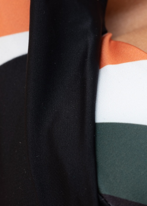 Lauma bikiinirinnahoidja