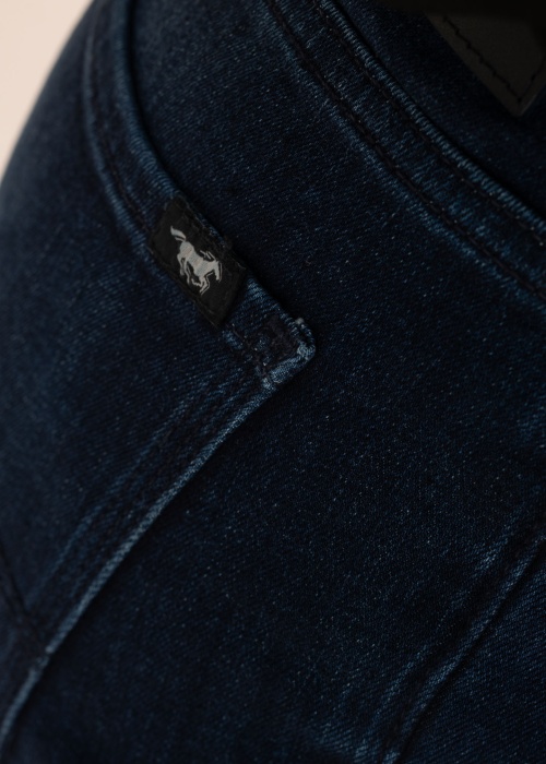 Джинсы Mustang