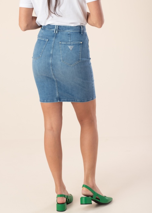 Guess seelik Iolonda