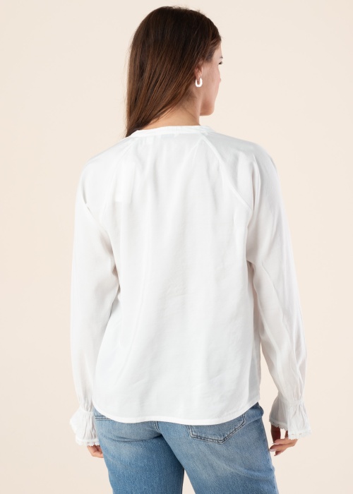 b.young pluus Helvig