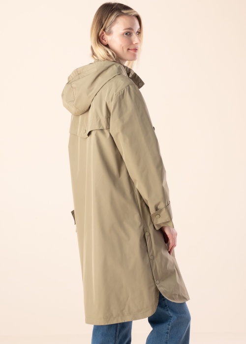 Only kevad-sügismantel Augusta