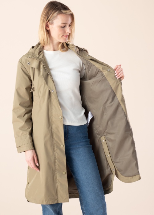 Only kevad-sügismantel Augusta