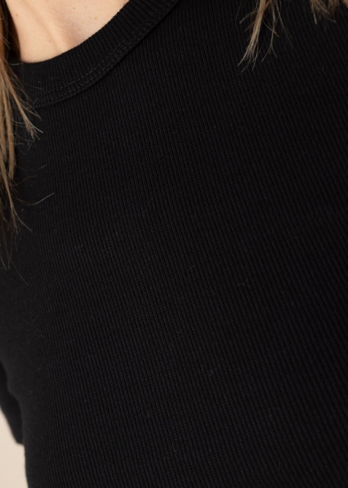 Noisy May kleit Maya