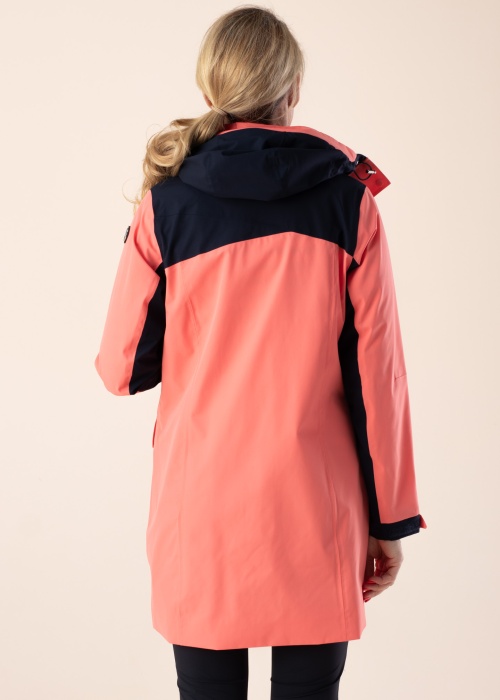 Весенне-осенняя парка Ainola Luhta