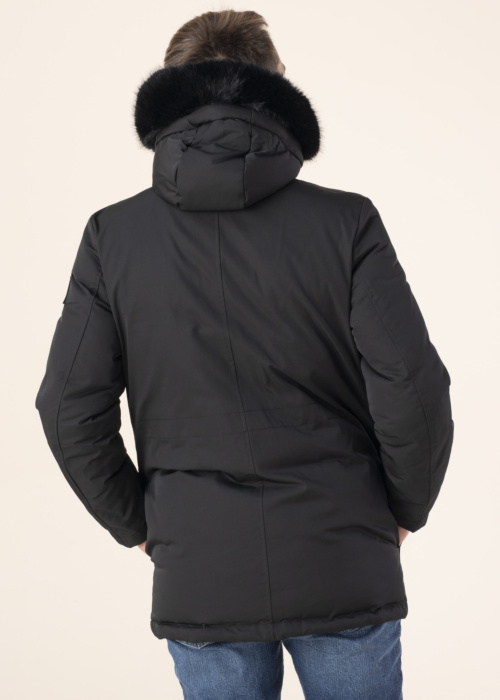 Зимняя парка Guess