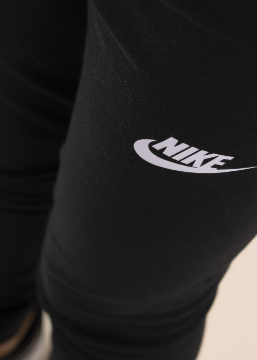 Леггинсы для тренировок Nike