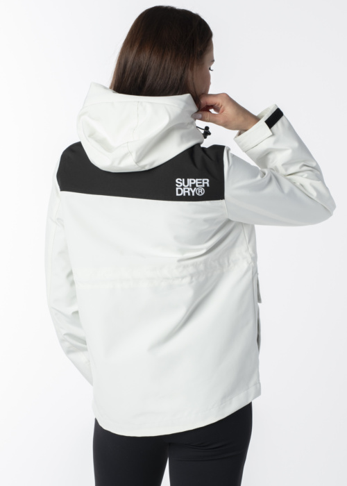 Весенне-осенняя куртка SuperDry