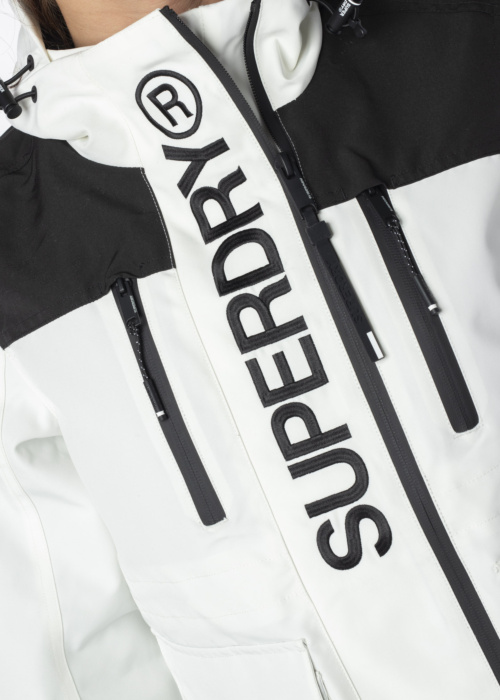 Весенне-осенняя куртка SuperDry