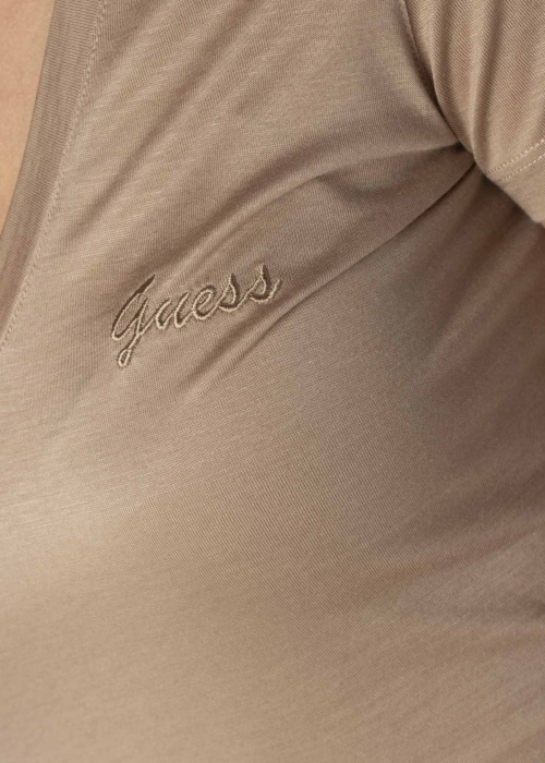 Футболка Guess