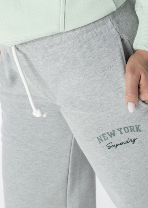 Спортивные штаны SuperDry