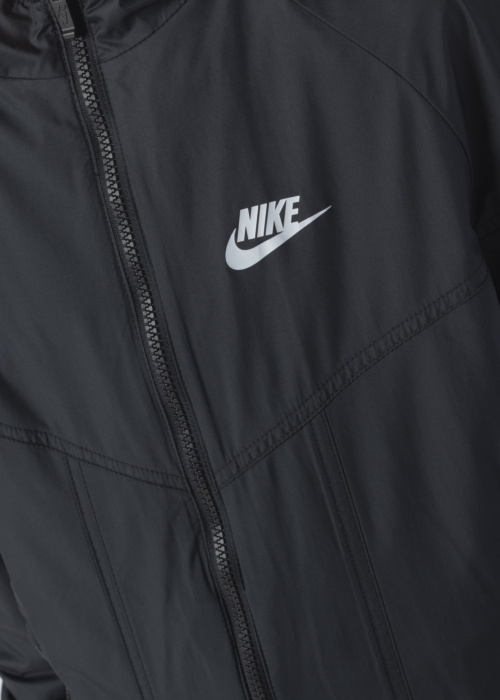 Весенне-осенняя куртка Nike