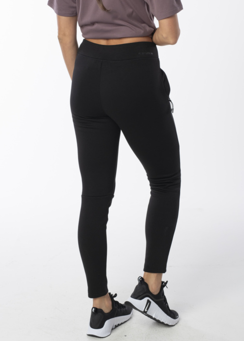 Icepeak retuusid  Adain